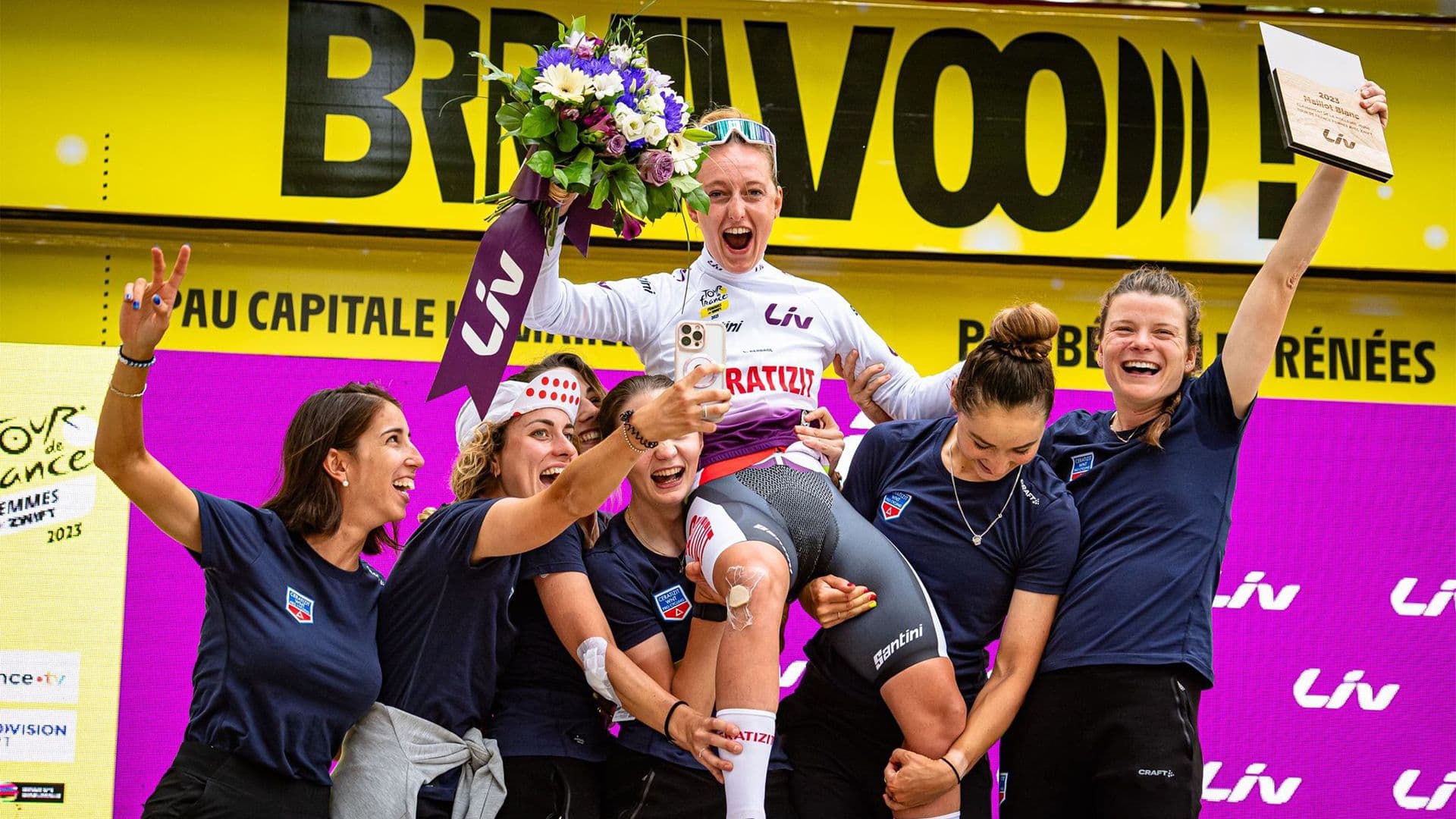 Tablet & Desktop image