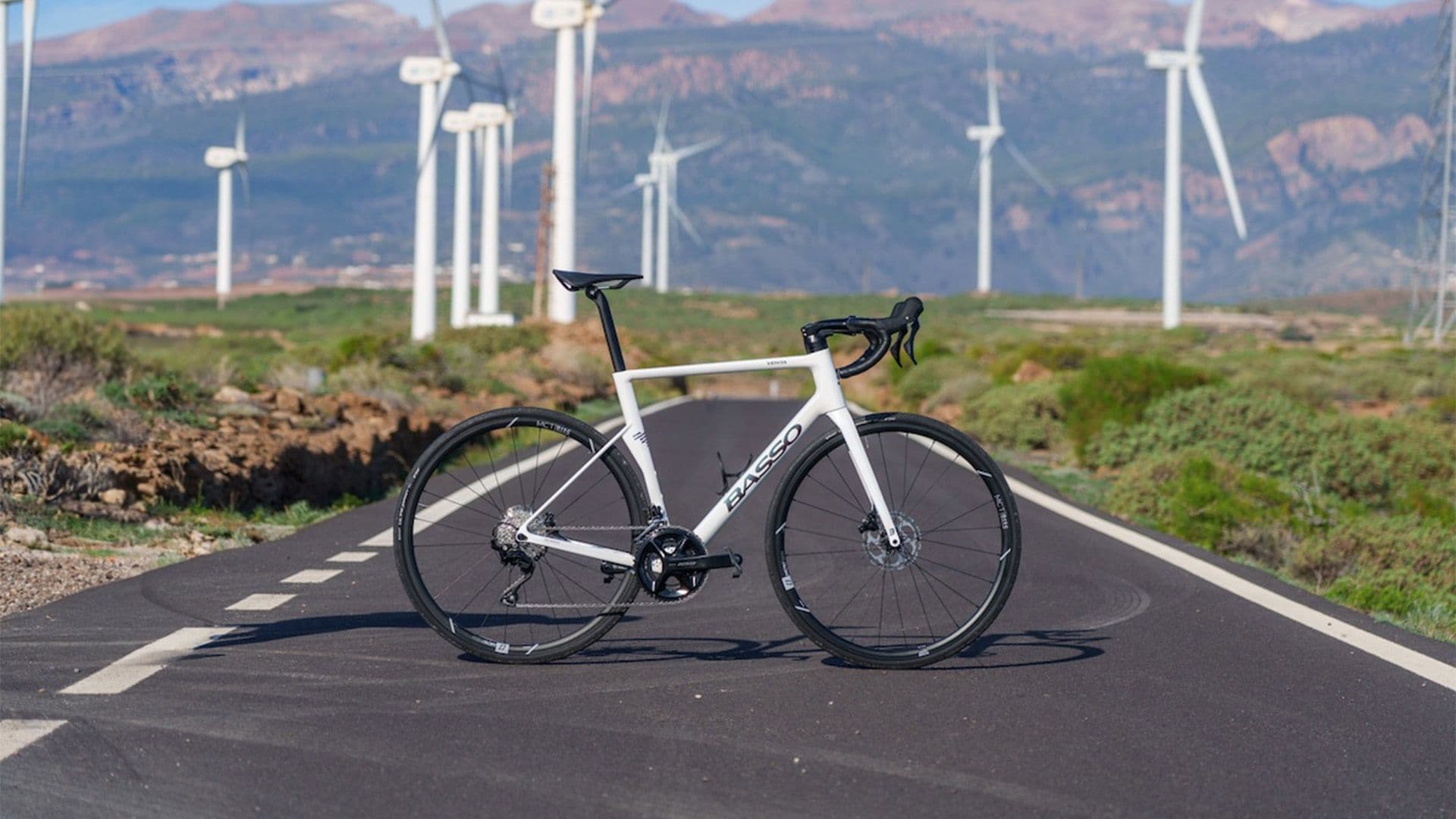 Tablet & Desktop image