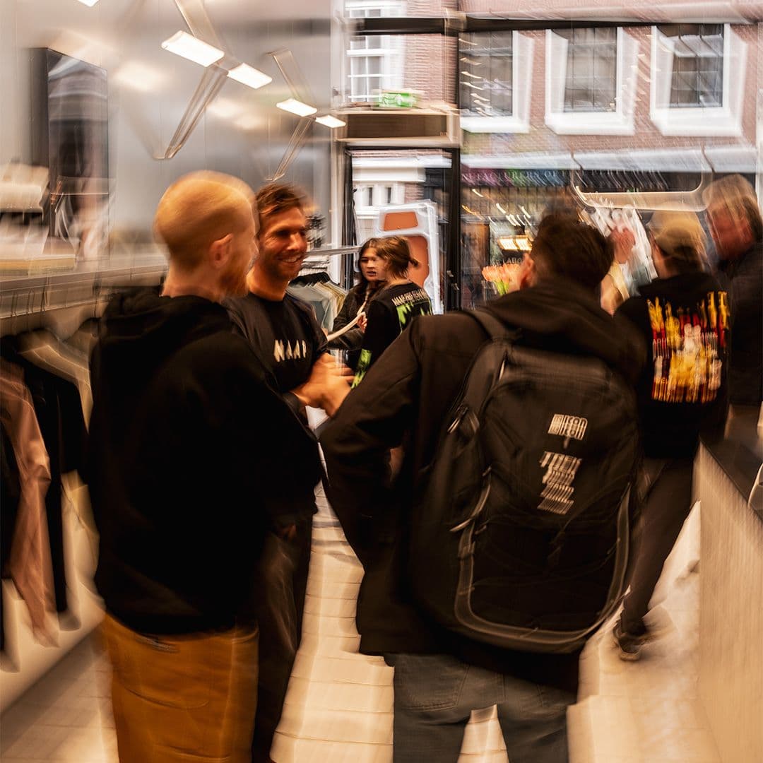 MAAP LaB Amsterdam - In-store in motion