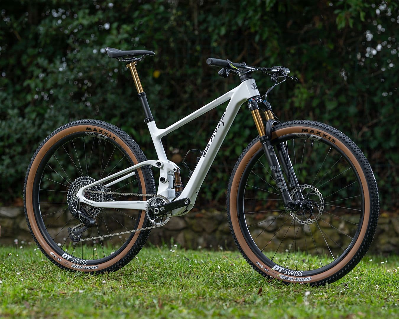 Lee Cougan Crossfire - Hero shot